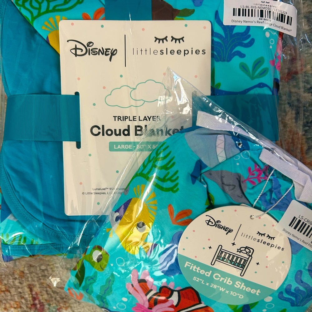Little sleepies Disney finding Nemo cloud blanket and sheet bundle
